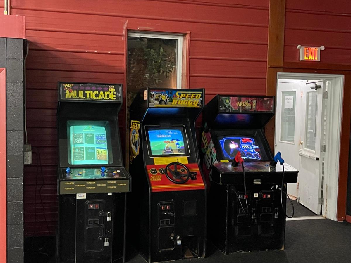 Camp Inn Lodge Oscoda Екстериор снимка