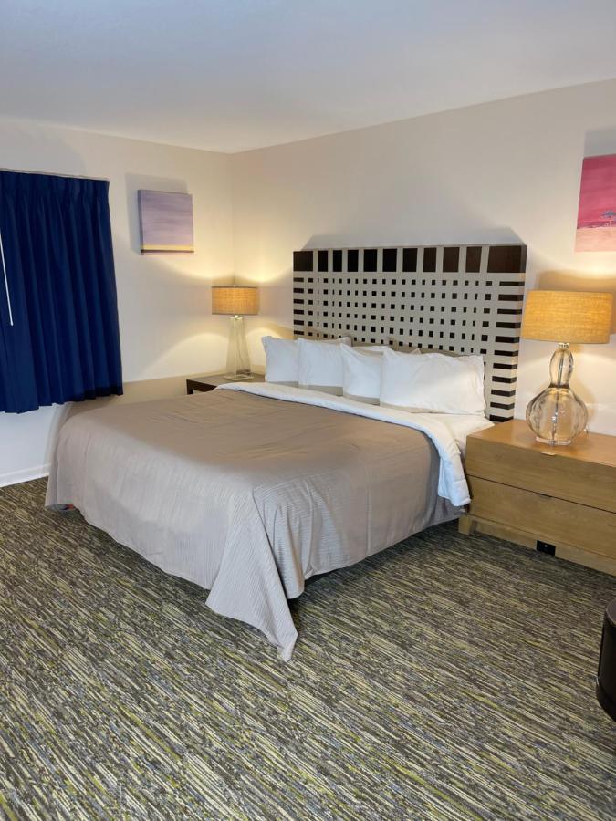 Camp Inn Lodge Oscoda Екстериор снимка