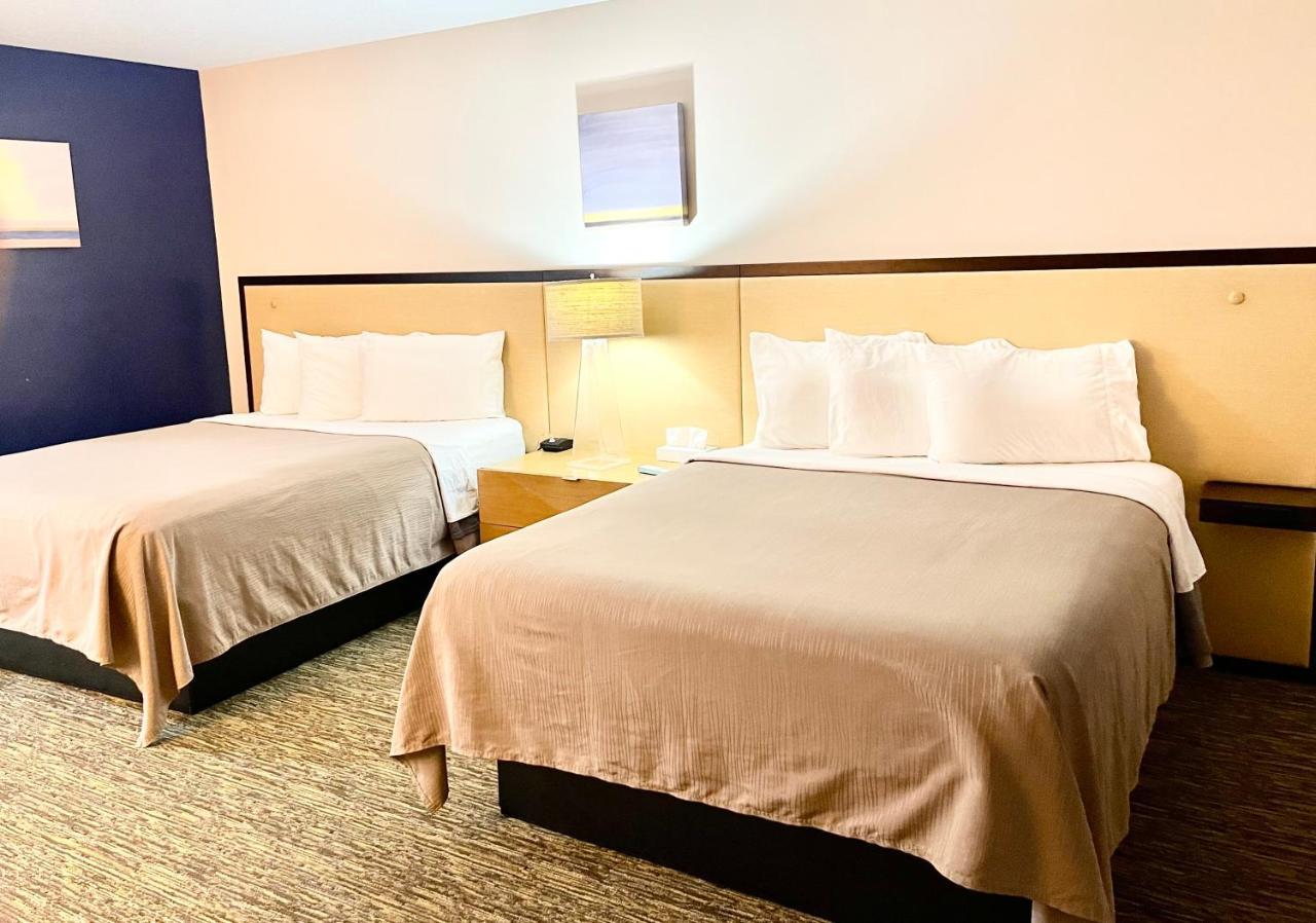 Camp Inn Lodge Oscoda Екстериор снимка
